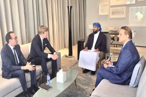 المحرّمي يلتقي المبعوث الأممي هانس غروندبرغ في الرياض ويؤكد دعم الحوار الجنوبي-الجنوبي