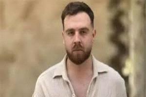 شاب إيراني يؤجل الحرب: عرفان سلطاني يوقف الضربة الأمريكية