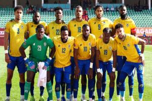 قرار مفاجئ يهز الكرة في الغابون.. إيقاف المنتخب الأول