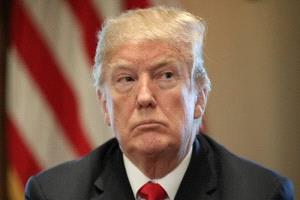 ترامب يؤجل زيادة الرسوم الجمركية على الأثاث حتى 2027