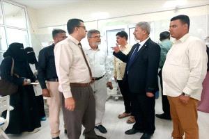 محافظ لحج في الميدان: صحة أفضل وتعليم فاعل وخدمات تلامس احتياجات الناس