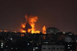 غزة تحت القصف: 3 شهداء وغارات إسرائيلية مستمرة