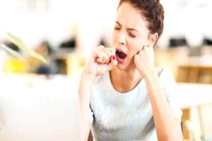 قلة النوم عامل صامت يسرّع شيخوخة الدماغ ويقصّر العمر