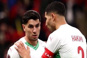 تشكيل الكان المثالي: رباعي مغربي يسطع وسط أبطال السنغال
