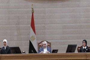 ثلاث نساء يكتبن تاريخ البرلمان المصري: الجلسة الافتتاحية بقيادة كاملة للمرأة