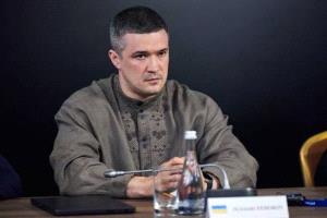 زيلينسكي يعيد ترتيب القيادة: فيدوروف للدفاع وبودانوف لرئاسة الديوان