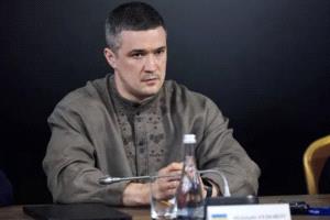 الرئيس الأوكراني يقترح فيدوروف وزيراً جديداً للدفاع