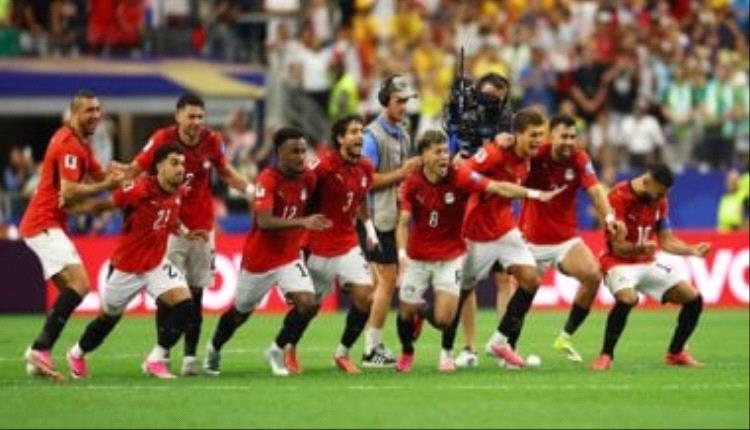 مصر تصطدم بالأرجنتين في ثمن نهائي المونديال.. الموعد والقنوات الناقلة
