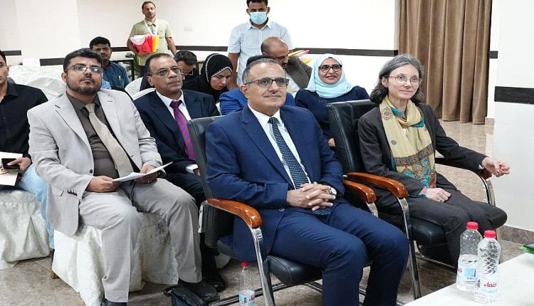 تجار لحج يطالبون بوقف الجبايات غير القانونية وإنصاف أصحاب المحال
