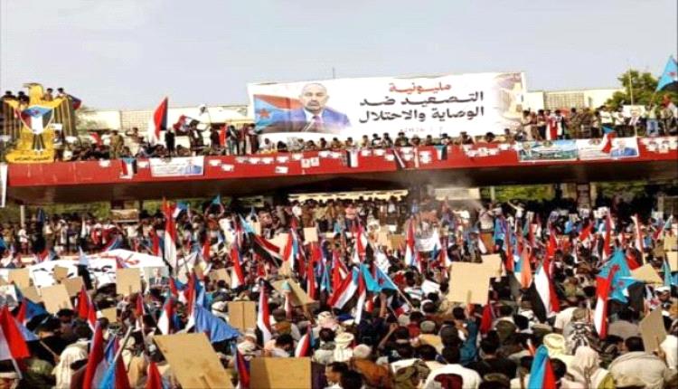 مليونية عدن ترسم مشهداً سياسياً واسعاً وتؤكد تمسك المشاركين بمطالبهم الجنوبية
