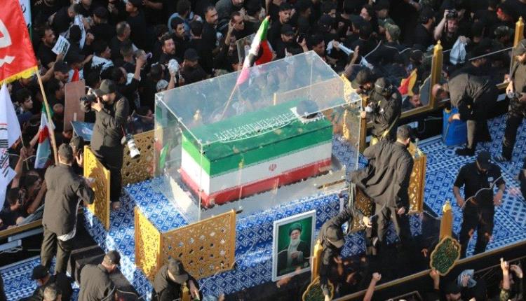 نعش خامنئي في العراق.. حشود غفيرة وغياب مستمر لمجتبى