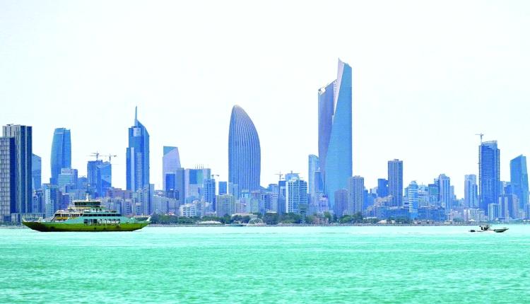 الكويت تعلن خروج عدد من خطوط النقل الكهربائية عن الخدمة