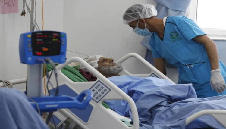 اتهامات للحوثيين ببيع الأنسولين المجاني في السوق السوداء وحرمان مرضى السكري في إب