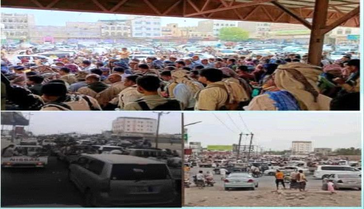 تحرك قبلي جنوبي في عدن يربك صفقة الأسرى وسط مطالبات بعدم الإفراج عن مدانين بجرائم اغتيال
