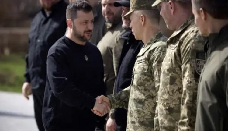 تغيير في قيادة الجيش الأوكراني.. زيلينسكي يعزل سيرسكي ويعين دراباتي بديداً له