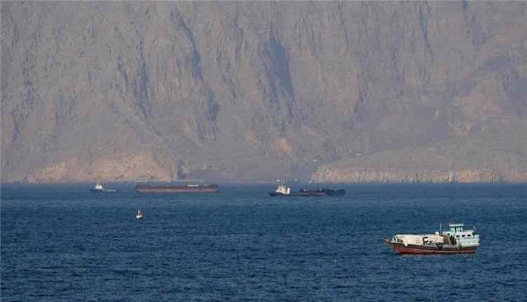 الحوثيون يعلنون استهداف ناقلتي نفط سعوديتين