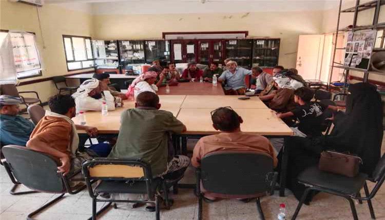 ردفان تطلق خطة مجتمعية لمكافحة المخدرات بتقسيم أحياء الحبيلين وتفعيل دور المشايخ وعقال الحارات