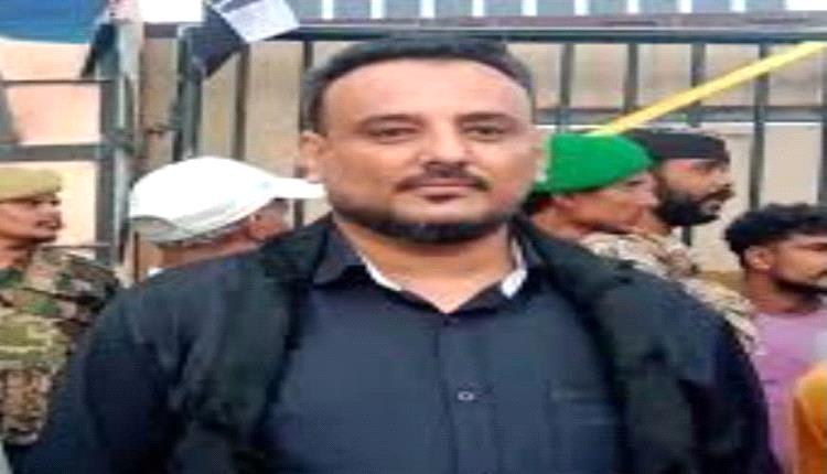 قبيلة المقارحة بشبوة تطالب بالإفراج عن معين المقرحي وتحذر من استمرار احتجازه
