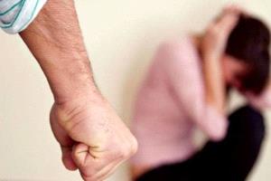جريمة مروعة في تركيا.. أب ينهي حياة طليقته أمام طفلتهما داخل حديقة عامة