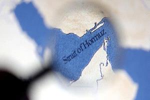 خلاف دولي حول رسوم هرمز وواشنطن تلوّح بإجراءات جديدة ضد إيران