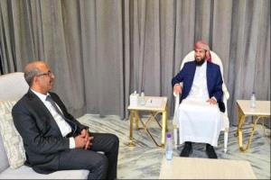 المحرّمي يناقش استئناف تصدير النفط لتعزيز الإيرادات ودعم الاقتصاد
