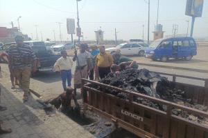 حملة ميدانية في المنصورة لتنظيف مصارف الأمطار استعدادًا للمنخفض الج