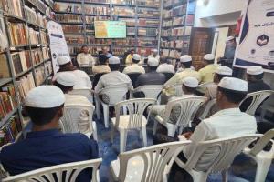 تريم تطلق دورة متخصصة لحفظ المخطوطات وصون التراث من التلف
