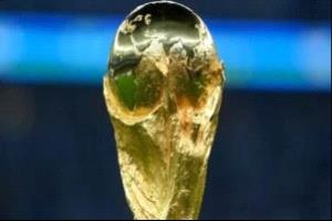 ميندي يبيع نسخة كأس العالم 2018 في مزاد علني بـ54 ألف يورو
