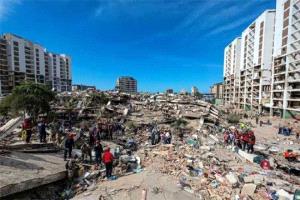 ارتفاع حصيلة ضحايا زلزال فنزويلا إلى أكثر من 3.8 آلاف قتيل