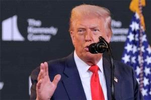 ترامب يلوّح بتدخل عسكري جديد ضد الحوثيين ويحذر من تصعيد إقليمي