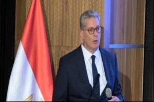 السيطرة على حريق سفينتي التغييز والتخزين بميناء دمياط دون إصابات
