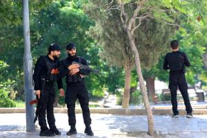 انفجار عبوات ناسفة قرب فندق يقيم فيه ماكرون بدمشق