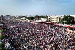 مليونية 7 يوليو بعدن.. حشود جنوبية توجه رسائل سياسية وتطالب بإنهاء الوصاية
