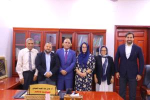 وزير التربية يبحث مع منظمة دولية تعزيز تعافي التعليم ودعم الأطفال في اليمن