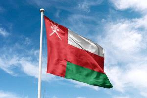 عُمان تستدعي سفير إيران وتحتج رسمياً على هجمات بطائرات مسيرة