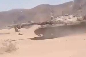 تحركات عسكرية حوثية تشمل دبابات ومنصات صواريخ