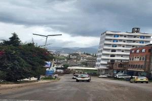 إصابة مدنيين اثنين في اشتباكات مسلحة بمدينة إب