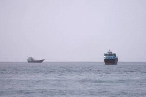 هيئة بريطانية: جنوح سفينة قبالة عُمان بعد استهدافها بمقذوف