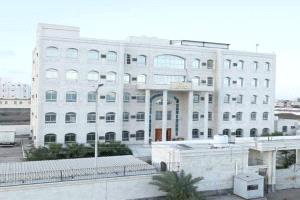 النائب العام يوجّه بفتح تحقيق عاجل في ادعاءات بشأن انتهاكات داخل سجون مأرب