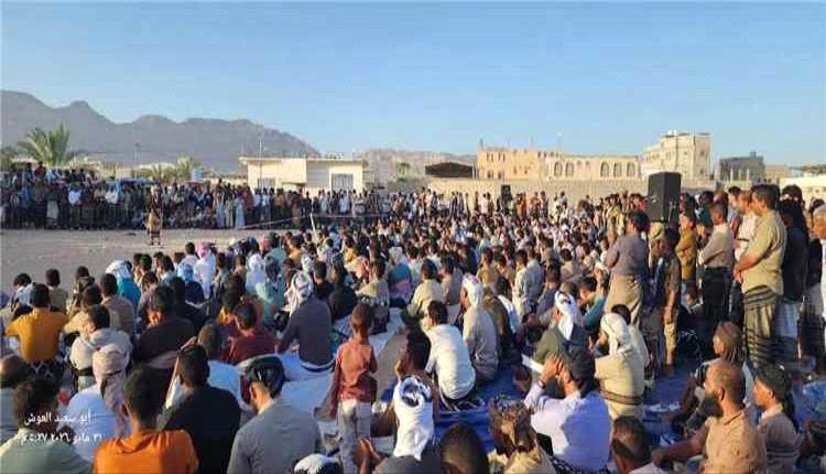 مشاركة رسمية في حفل زفاف جماعي واسع بمدينة الروضة في شبوة