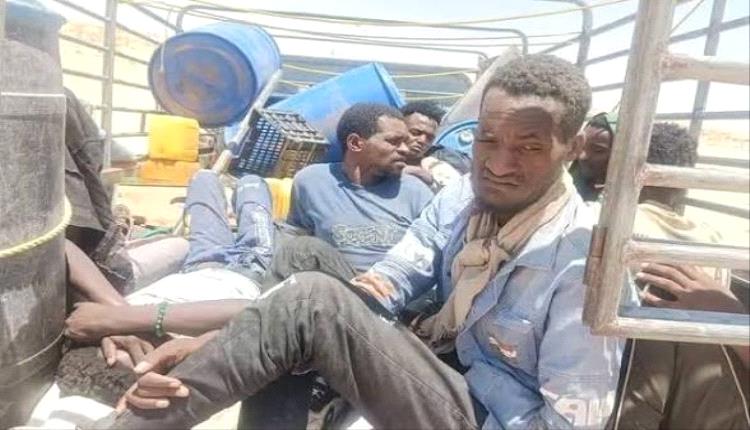 وفاة 4 مهاجرين وإصابة 26 في حادث تهريب بالمهرة وضبط متورطين