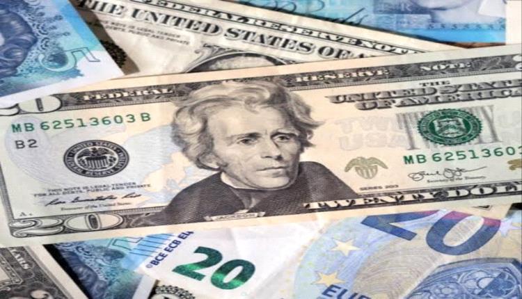 الدولار يحافظ على مكاسبه وسط شكوك بشأن الاتفاق الأميركي الإيراني