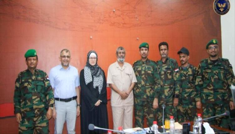 اللواء الجمالي يبحث مع الصليب الأحمر الدولي تعزيز التعاون الإنساني في عدن