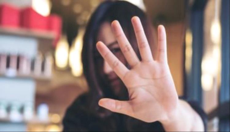 النيابة المصرية تباشر تحقيقات في بلاغ يتهم فنانة شهيرة بسلوكيات غير أخلاقية