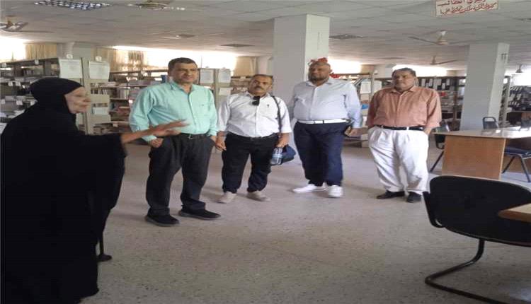 جامعة عدن تبحث تطوير المكتبة المركزية وتعزيز خدماتها الأكاديمية