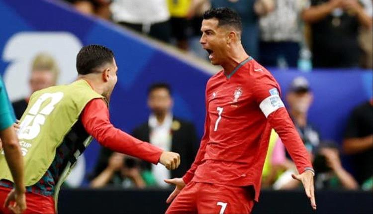 رونالدو ينفرد بإنجاز مونديالي غير مسبوق ويتفوق على ميسي في سجل التهديف