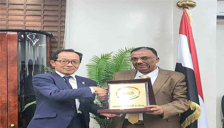 الجمارك اليمنية تبحث مع اليابان و«جايكا» و«UNOPS» تطوير البنية التحتية وتعزيز القدرات