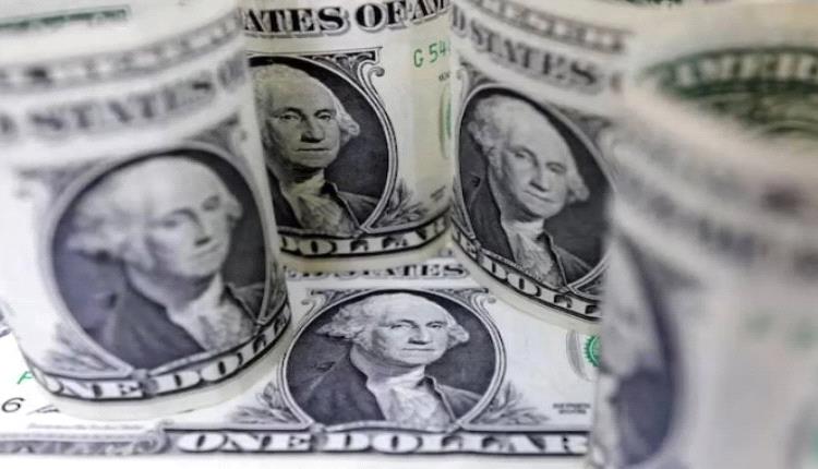الدولار يسجل أعلى مستوى في 13 شهراً مع تصاعد رهانات رفع الفائدة