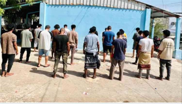 ضربة أمنية في عدن.. سقوط 20 متهماً بقضايا مخدرات ومصادرة مواد محظورة