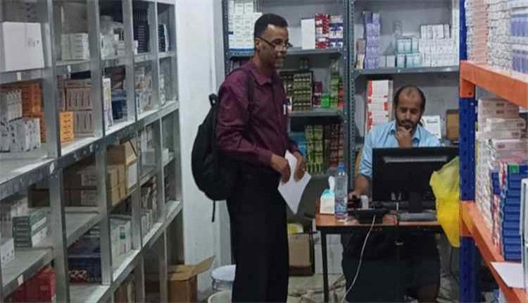 حملة رقابية مشتركة في عتق لضبط الصيدليات والتأكد من سلامة الأدوية